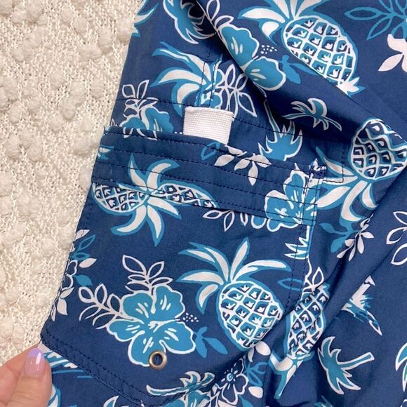 J. Crew Factory Men’s Pineapple Blue Hawaiian Print Flex Swimwear 9” Board Short - Picture 6 of 12